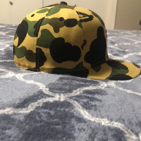 Bape yellow camo new era fitted hat size 7 1/2 - Picture 3 of 5